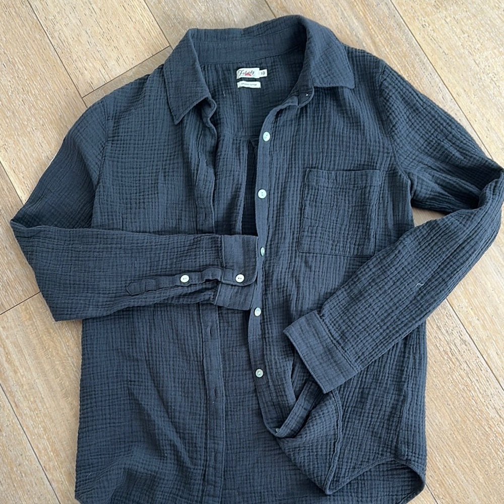 Faherty Charcoal Gray Button Down Shirt